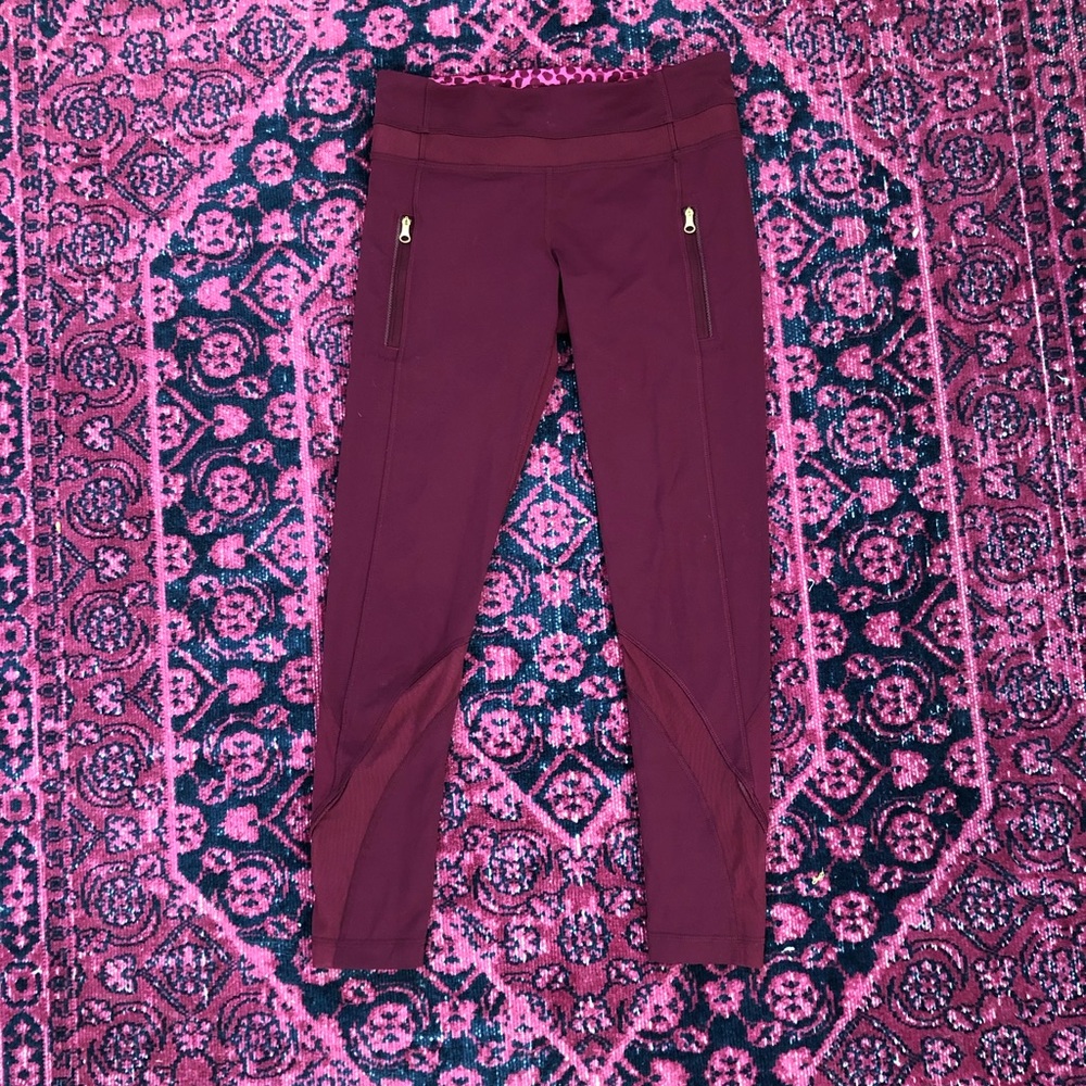 Burgundy lululemon crops